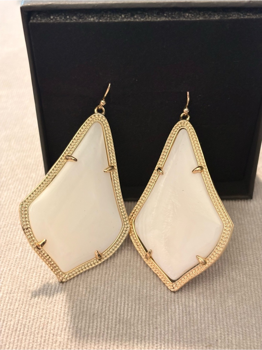 Kendra Scott Gold-Tone white Drop Earrings - Women Jewelry